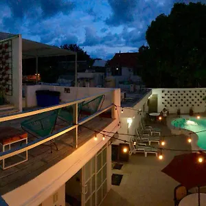 Kro Moloch &, Cancún